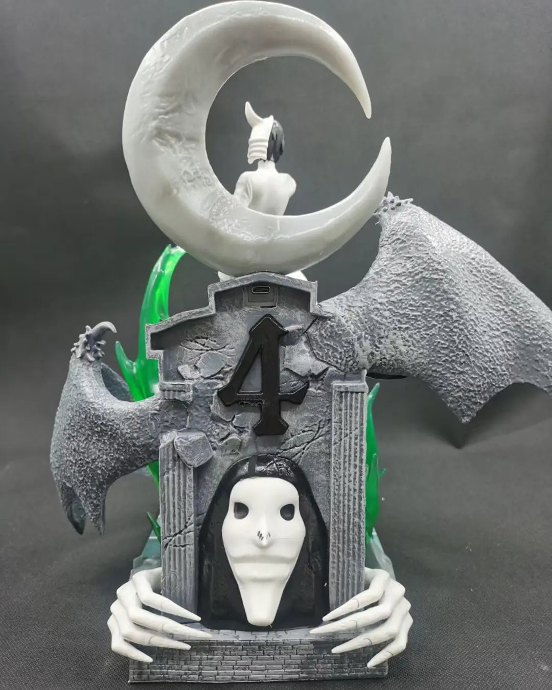 Anime Bleach: Ulquiorra Cifer Figure