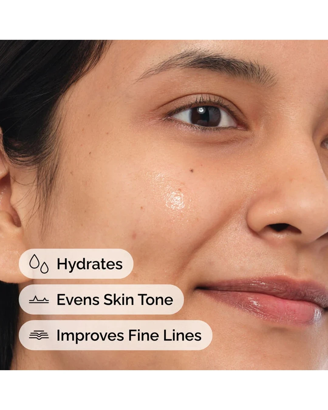The Ordinary Retinol 0.5% in Squalane highlighting hydration, more even-looking skin tone and fine line care